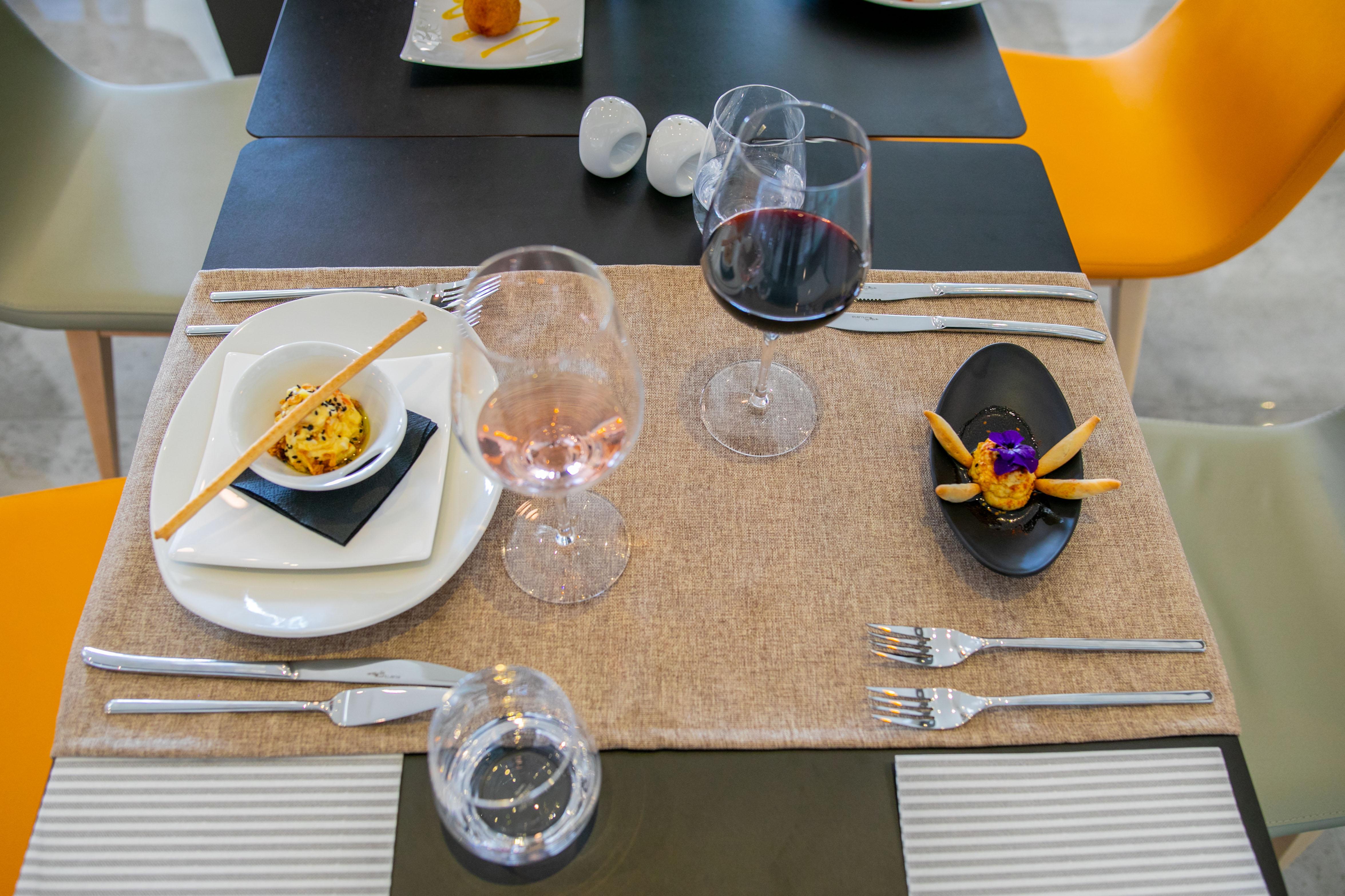אגוואדולסה Moon Hotel & Spa. מראה חיצוני תמונה