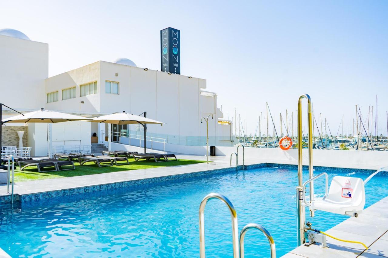 אגוואדולסה Moon Hotel & Spa. מראה חיצוני תמונה