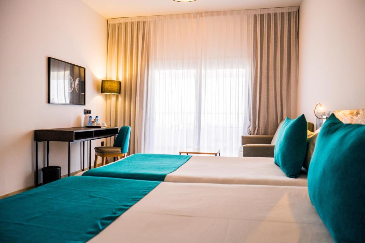 אגוואדולסה Moon Hotel & Spa. מראה חיצוני תמונה