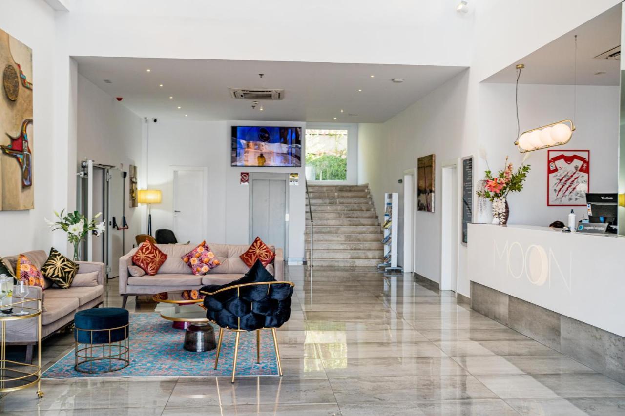 אגוואדולסה Moon Hotel & Spa. מראה חיצוני תמונה